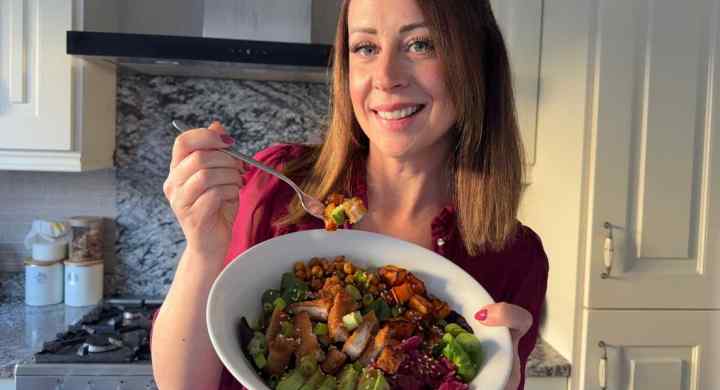 Crispy Chicken Buddha Bowl 